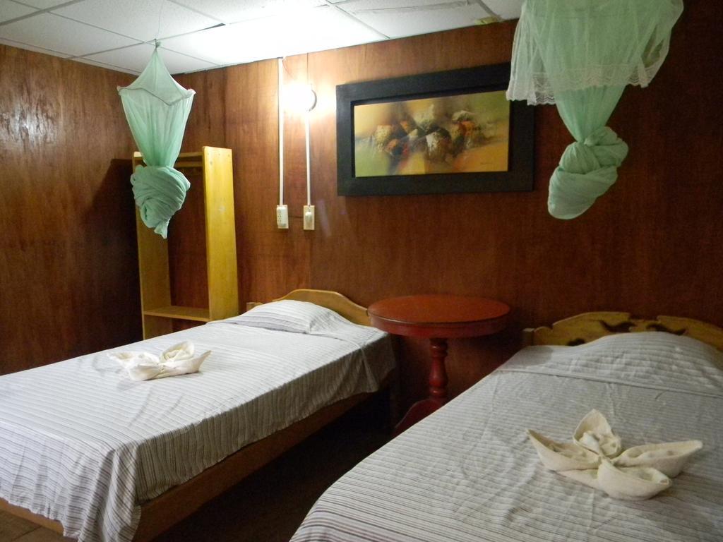 Jacamar Lodge Expeditions イキトス エクステリア 写真