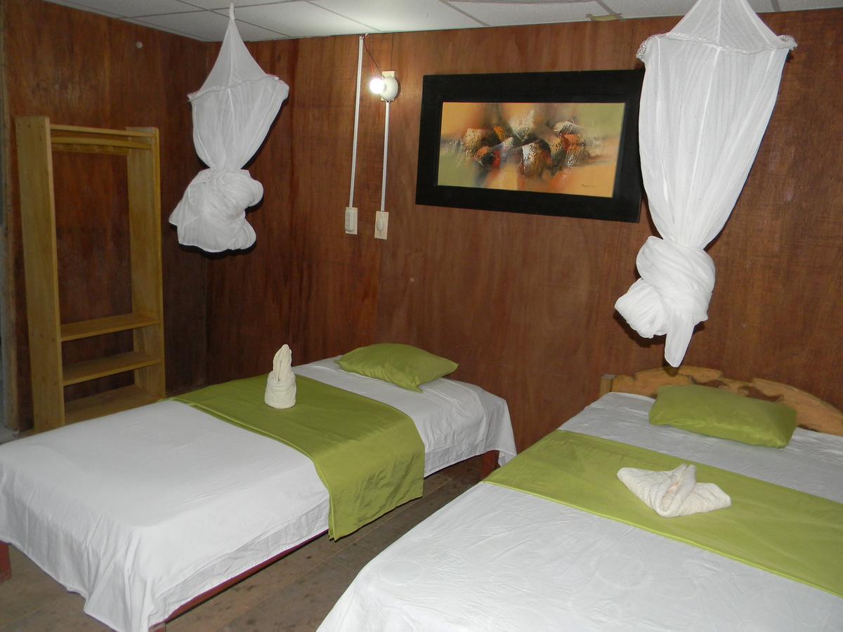 Jacamar Lodge Expeditions イキトス エクステリア 写真