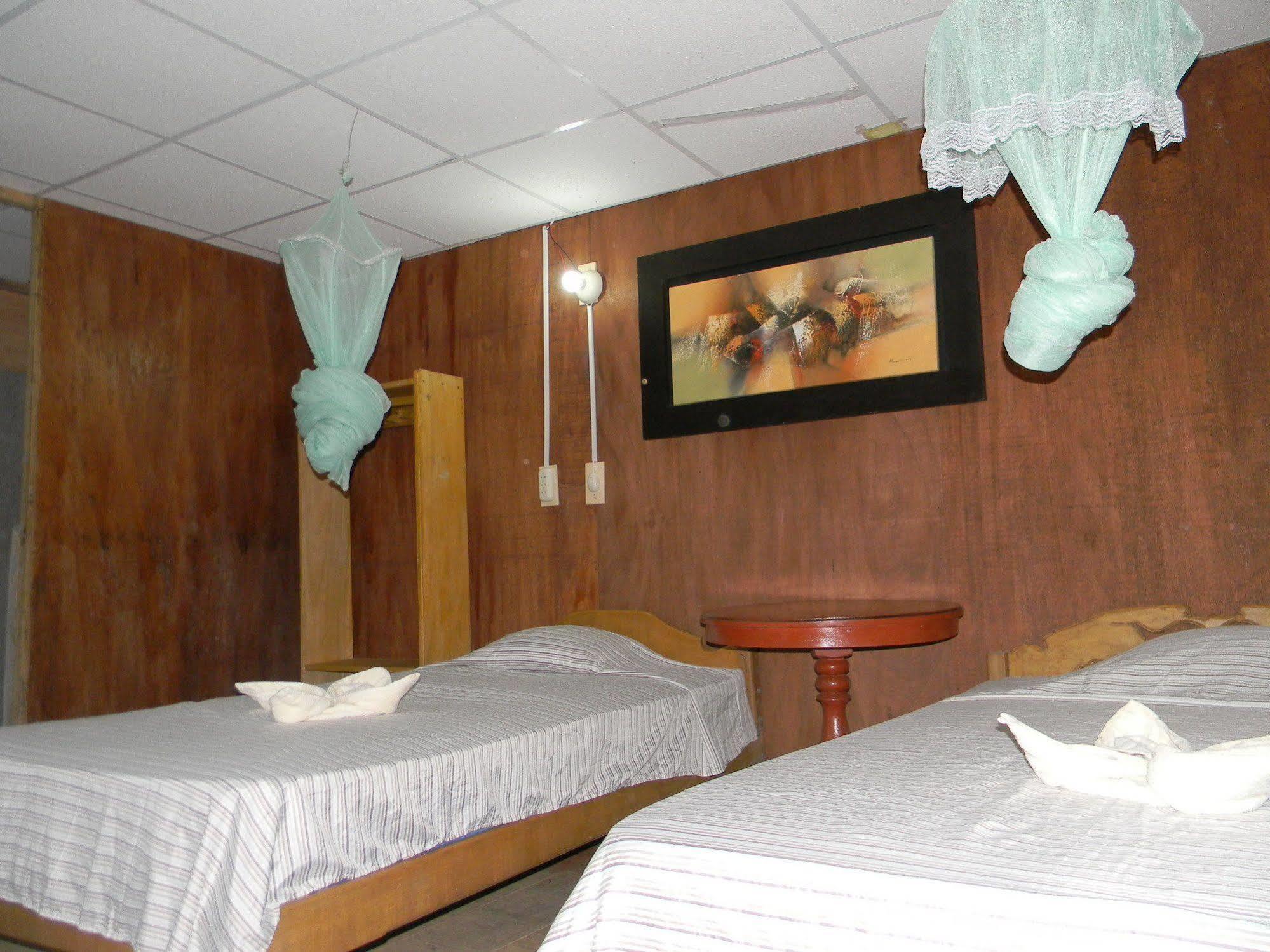 Jacamar Lodge Expeditions イキトス エクステリア 写真